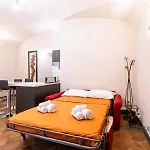 Vakantiehuis Piazza San Domenico By Domusextra