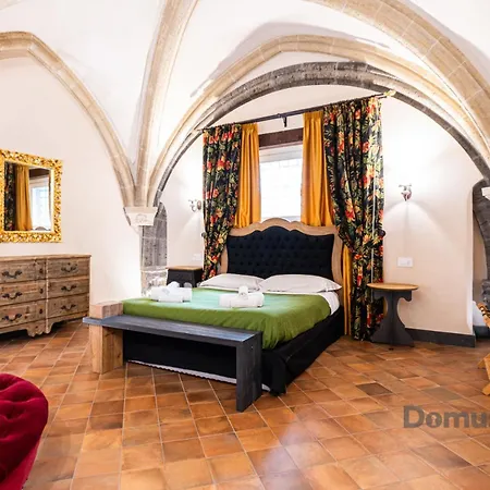 Piazza San Domenico By Domusextra * Νάπολη