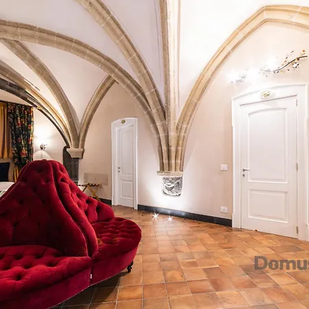 Piazza San Domenico By Domusextra Νάπολη