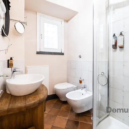 Piazza San Domenico By Domusextra Νάπολη